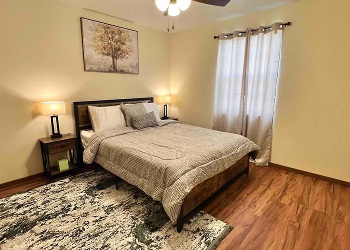 Apartment Beautiful 2br Apartment. Black-out Curtains Peoria